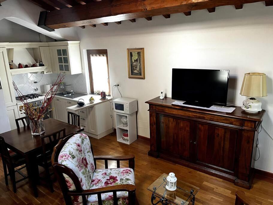Appartement Charming Townhouse With Garden à Impruneta Extérieur photo